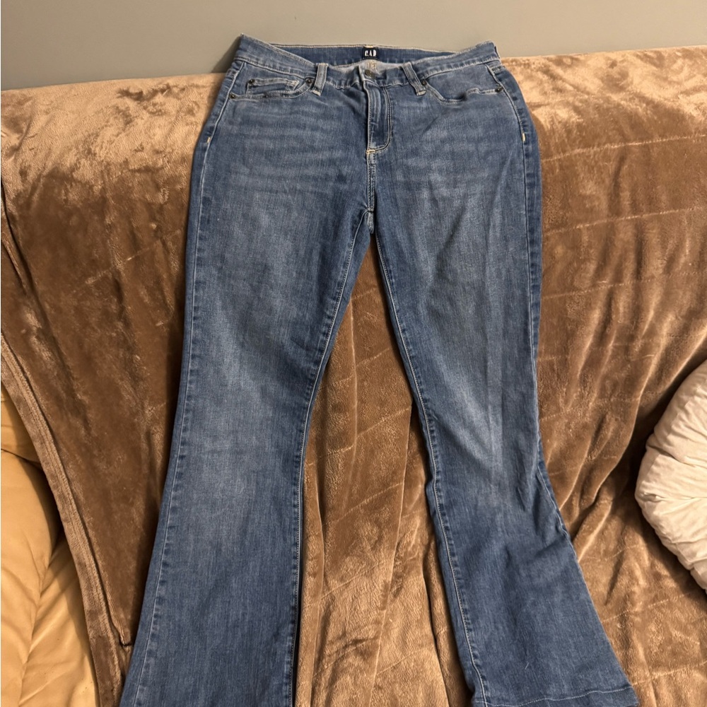 GAP Women's Flare Jeans in Denim Blue